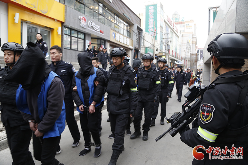 【掃黑除惡甘肅答卷】高壓嚴(yán)打縱深推進(jìn) 掃黑除惡“蘭州智慧”全國(guó)推廣