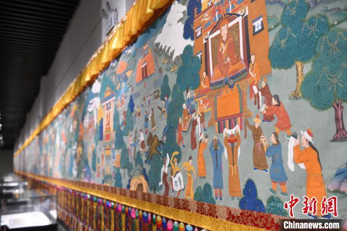 8月20日，“塔影河聲吉祥千年——涼州會(huì)盟暨蘭州與武威文物聯(lián)展”在蘭州市博物館開展。戴文昌 攝